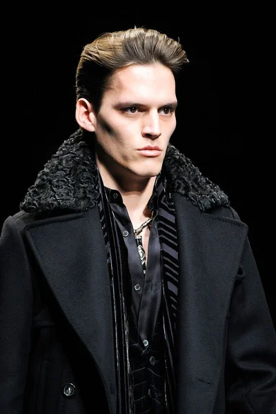 Look 53